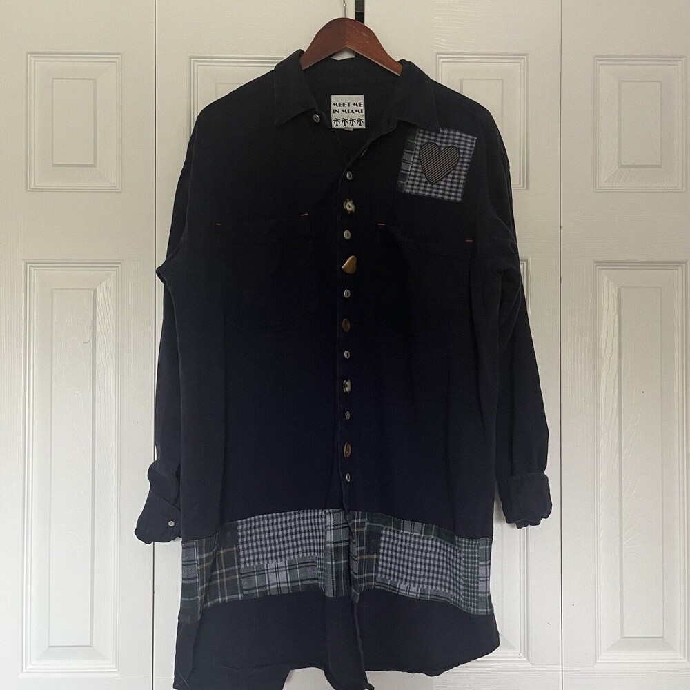 Women’s Meet Me In Miami Button Shirt Navy Plaid Size Medium